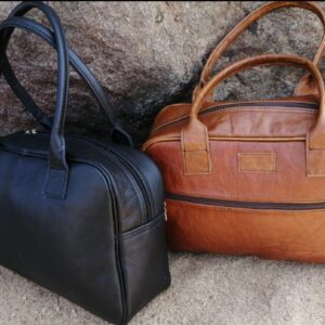 Overnight leather bag